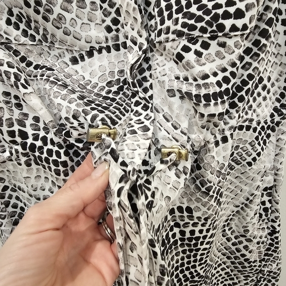 H&M White Black Gray Patterned Sleeveless Shirt Dress Size 2 - Picture 14 of 16